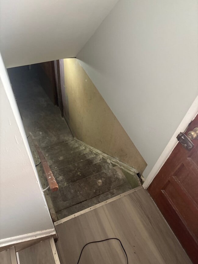 Building Photo - 9122 Orangewood Dr