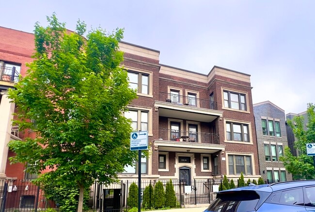 Building Photo - 4619 S Michigan Ave