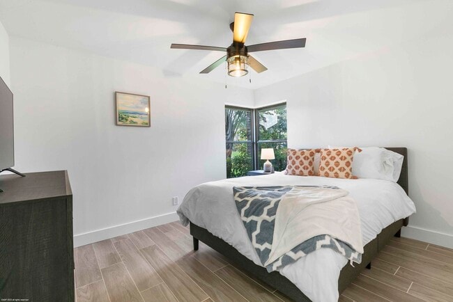 Building Photo - 13781 Barberry Dr