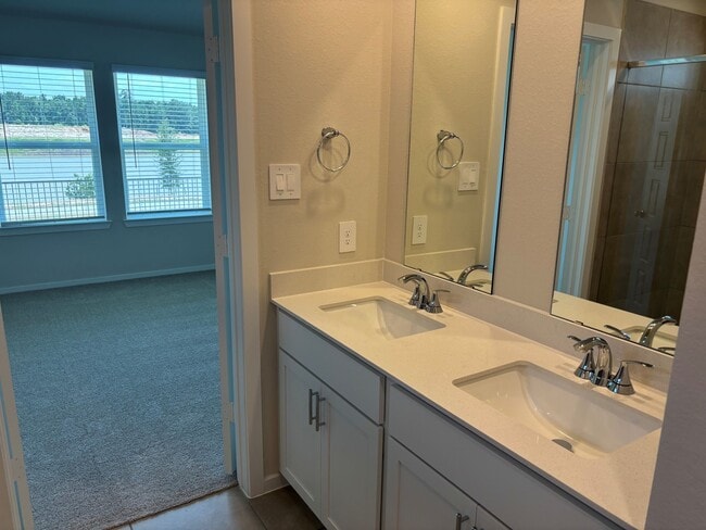 Building Photo - 14150 Granger Pointe Ln