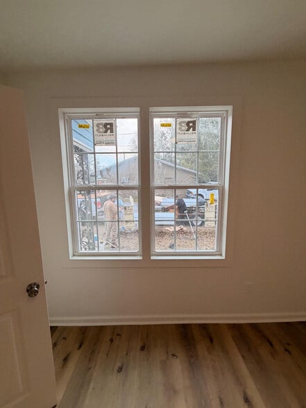 Building Photo - 209 Archer St