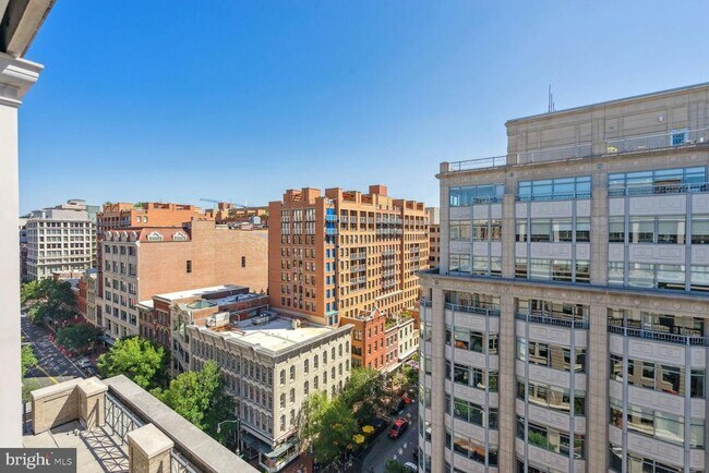 Building Photo - 701 Pennsylvania Ave NW