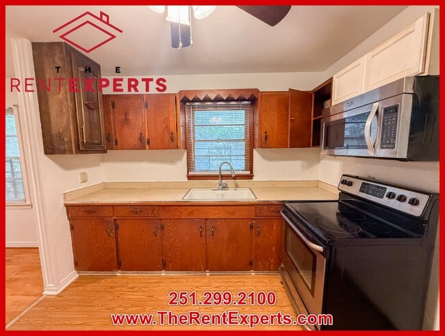 Building Photo - 1701 Conti St