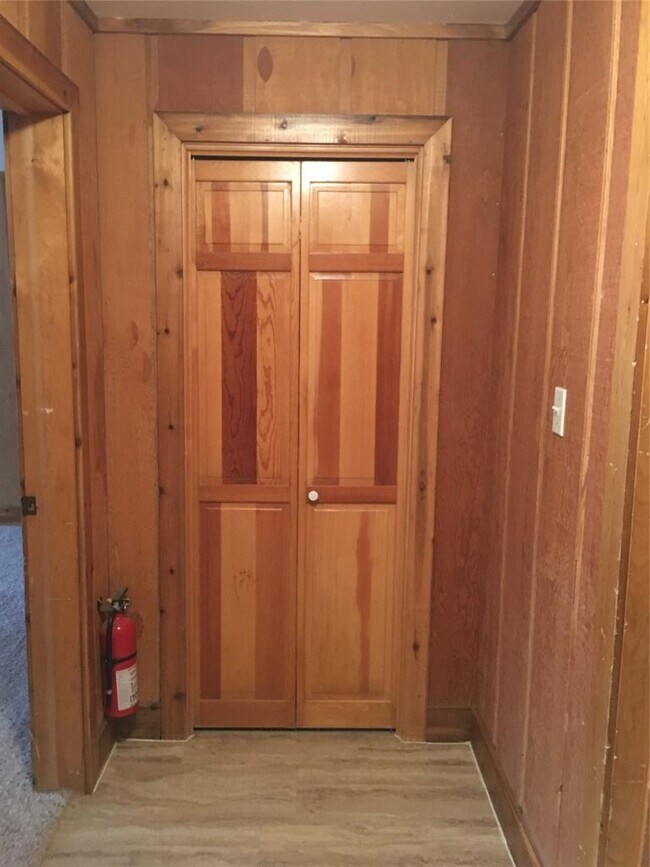 Building Photo - 5251 US-290
