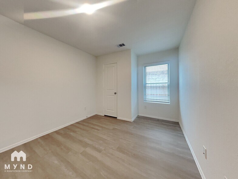 Building Photo - 26815 Wilderye Cv Ln