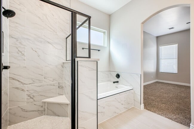 Building Photo - Beautiful East side House 4 bed-2.5 baths, part of The Club that includes Swimming Pool, Gym, Ten...