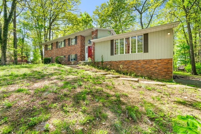 Building Photo - 5518 Woodlyn Rd