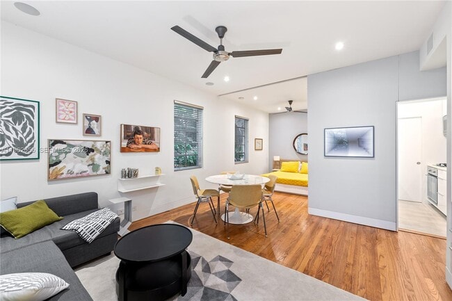 Building Photo - 732 Euclid Ave