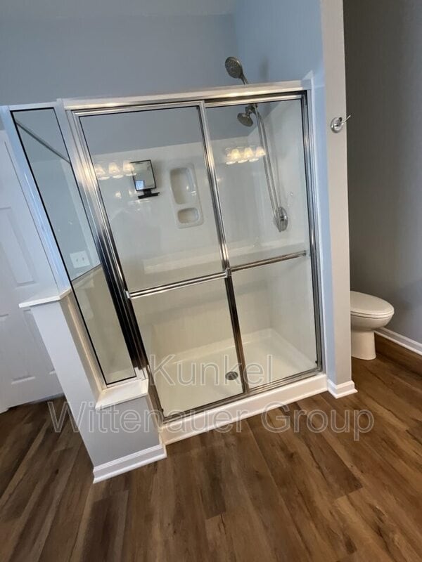 Building Photo - 2308 Four Lakes Dr