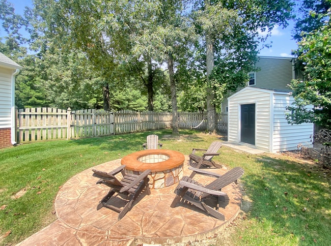 Building Photo - Spacious 4 Bedroom Home in Pebble Creek!