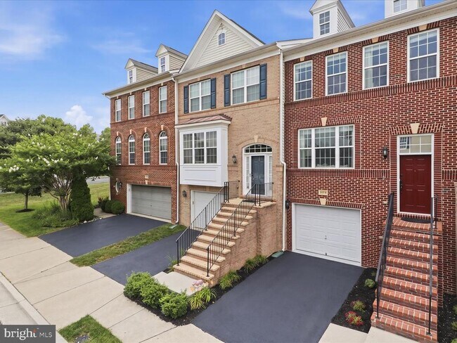Building Photo - 25114 Harpenden Terrace