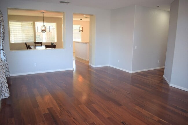 Building Photo - 9289 Winding Brook Way