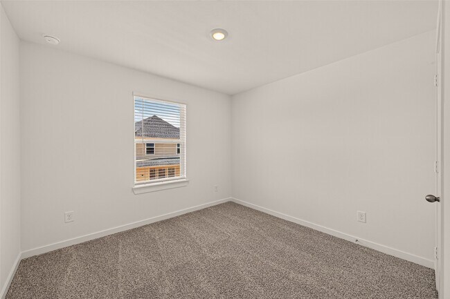Building Photo - 3527 Lovebird Ln