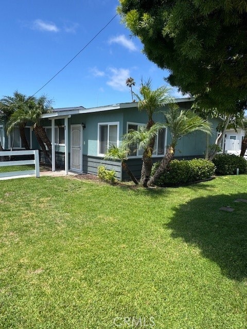 Primary Photo - 237 Costa Mesa St