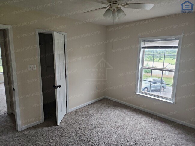 Building Photo - Bright Home, Bright Life