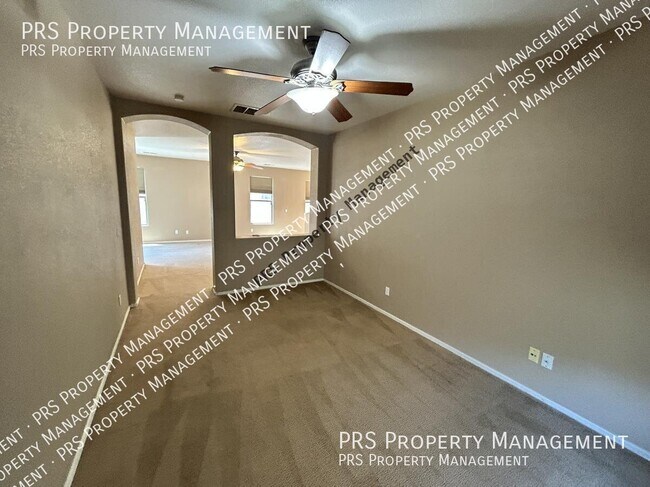 Building Photo - 3651 W White Canyon Rd