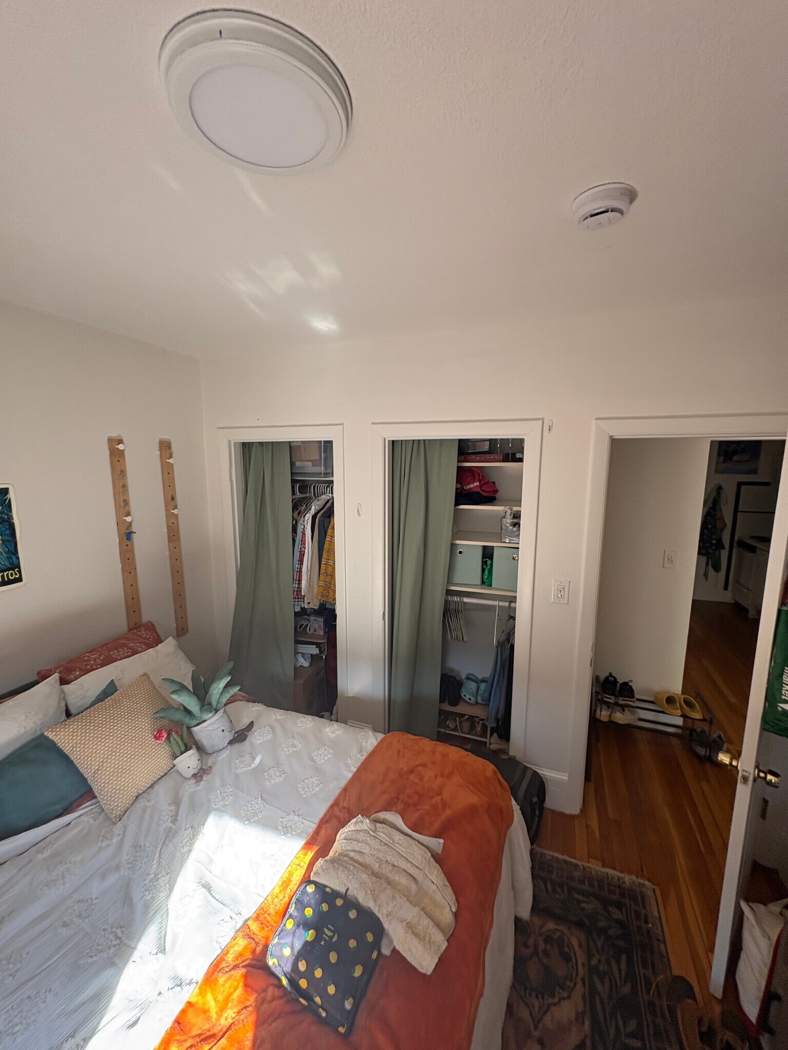 Building Photo - 35 Westland Ave