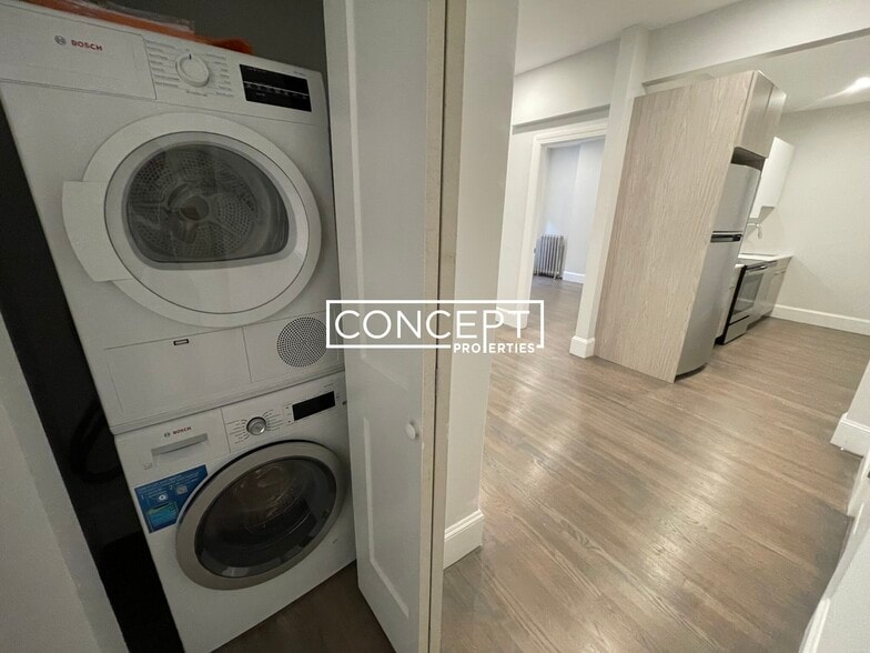 Building Photo - 108 Jersey St