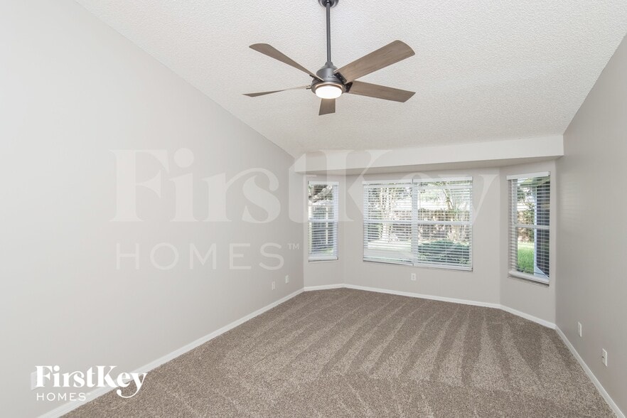 Building Photo - 3576 Egret Dr