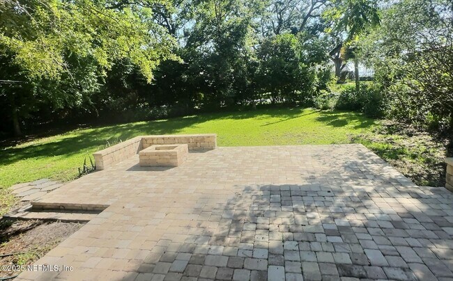 Building Photo - 4253 Roma Blvd