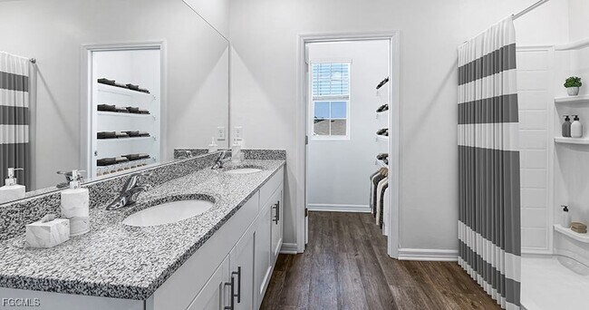 Building Photo - 24055 Peaceful Brk Lp