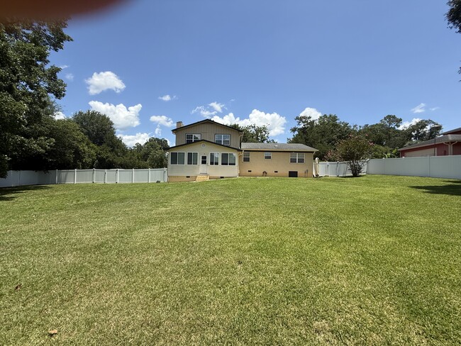 Building Photo - 3726 Wicklow Cir