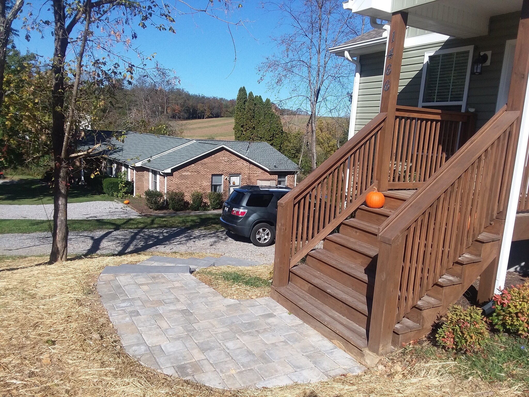 Building Photo - 1466 Sandy Cir