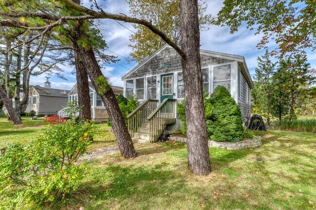 Primary Photo - 25 Dyke Rd