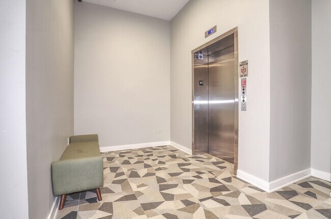 Building Photo - 475 Communipaw Ave