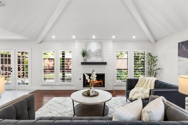 Building Photo - 6005 Daven Oaks Dr