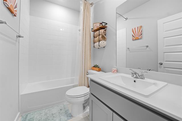 Building Photo - 1245 La Bamba Dr