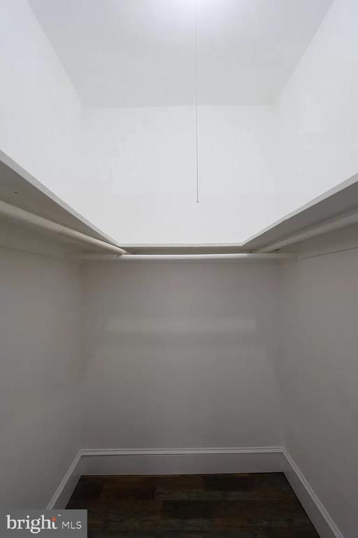 Building Photo - 1457 Park Rd NW