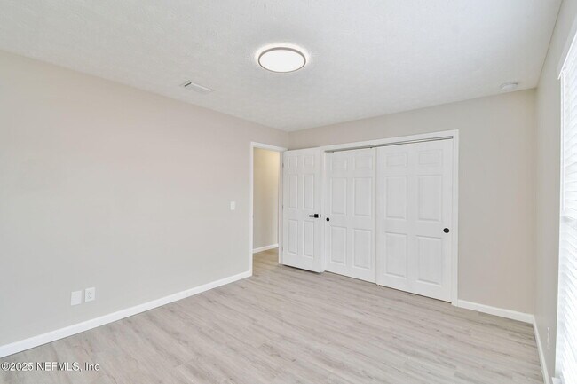 Building Photo - 2793 Greenridge Rd