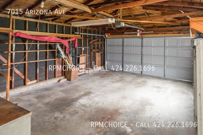 Building Photo - 7015 Arizona Ave