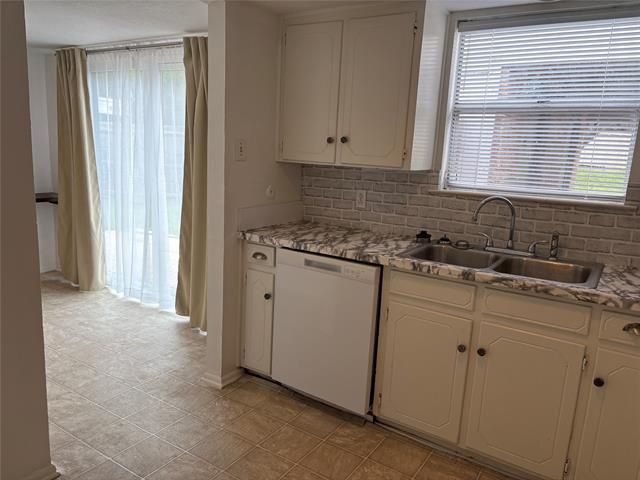 Building Photo - 5357 Wonder Dr