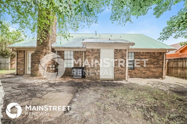 Building Photo - 4931 Gadwall Dr W