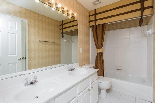 Building Photo - 4987 Rustic Canyon Dr