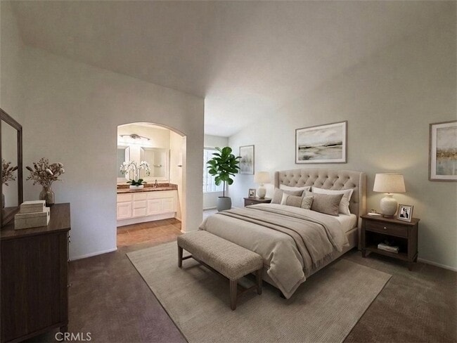 Building Photo - 32 Tradewinds