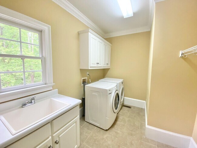 Building Photo - Beautiful Oconee County Home in Old Waverly