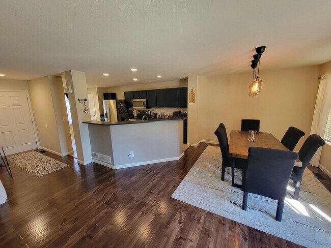 Building Photo - 2479 S Ensenada Way