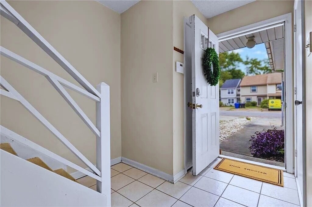 Building Photo - 2303 Merl Cir