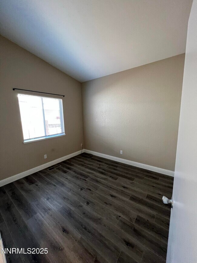 Building Photo - 7571 Water View Way
