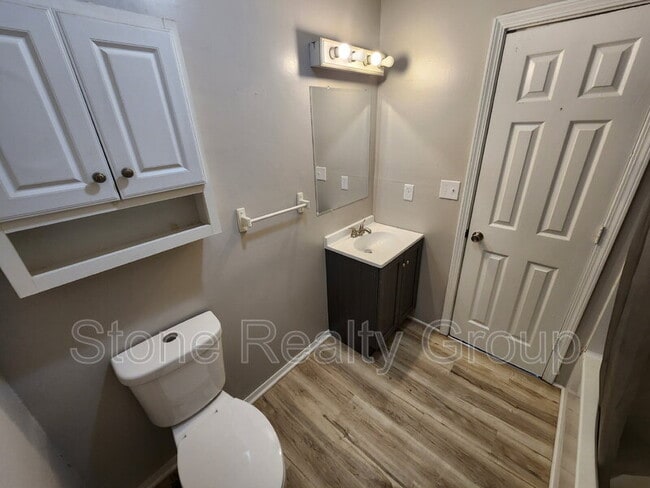 Building Photo - 1255 E Dawn Dr