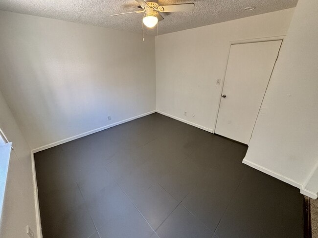 Building Photo - 6940 Hopkins Dr