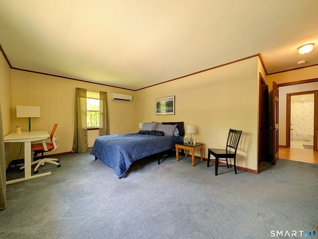 Building Photo - 17 Colebrook Rd