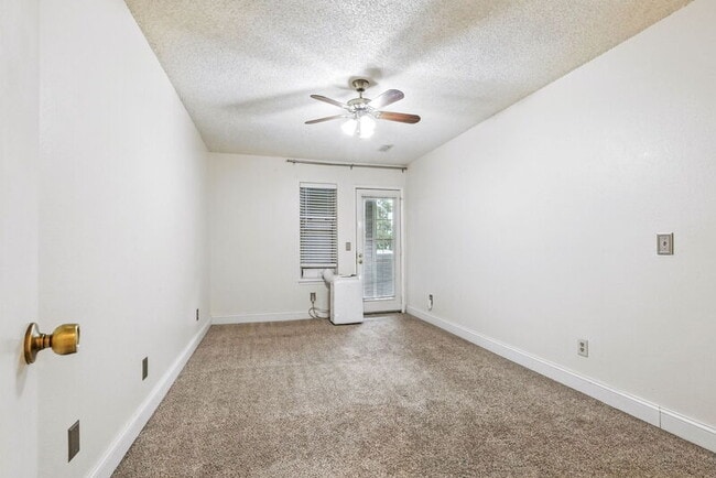 Building Photo - 4911 Garrison St