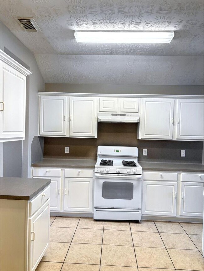 Building Photo - 11319 Moonlight Ridge Dr