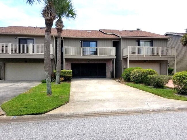 Primary Photo - Beautiful Townhome 2 Bedroom 2.5 Bathroom