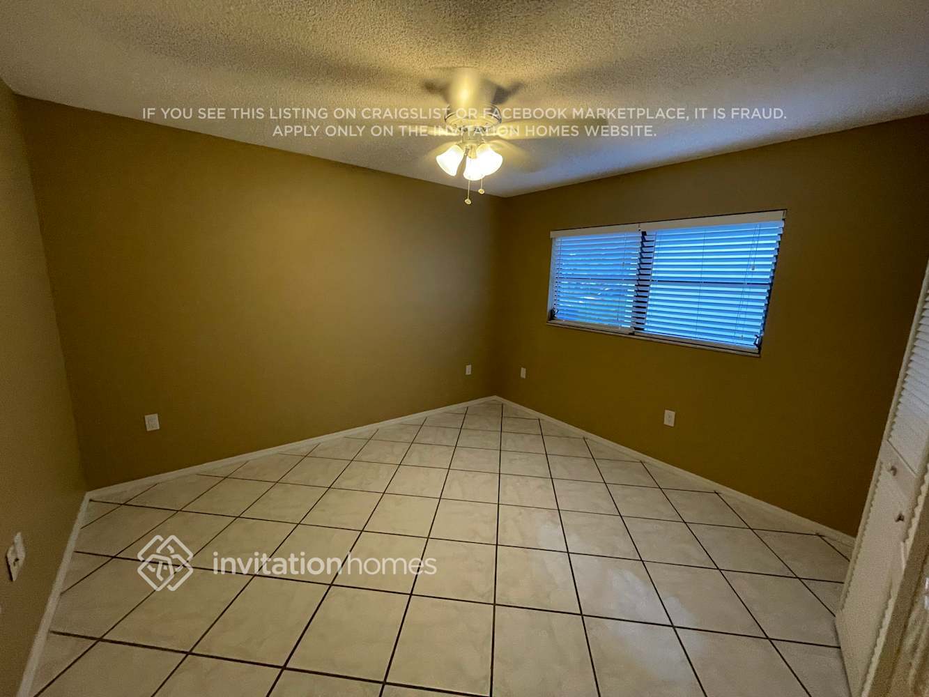 Building Photo - 2204 Tall Oak Ct