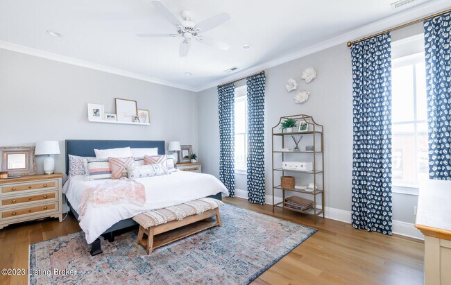 Building Photo - 10400 Meeting St